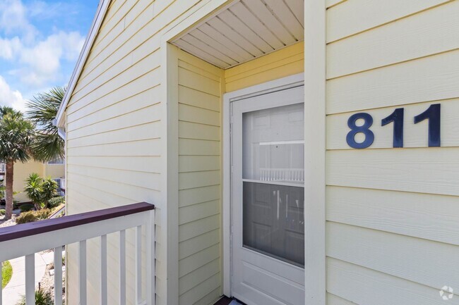 Building Photo - Fully Furnished Long Term Rental