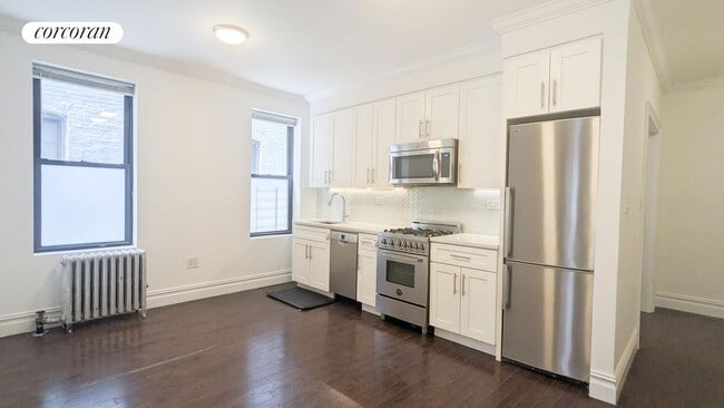 Photo - 24-39-39 38th St