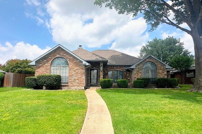 Building Photo - 4633 Centenary Dr