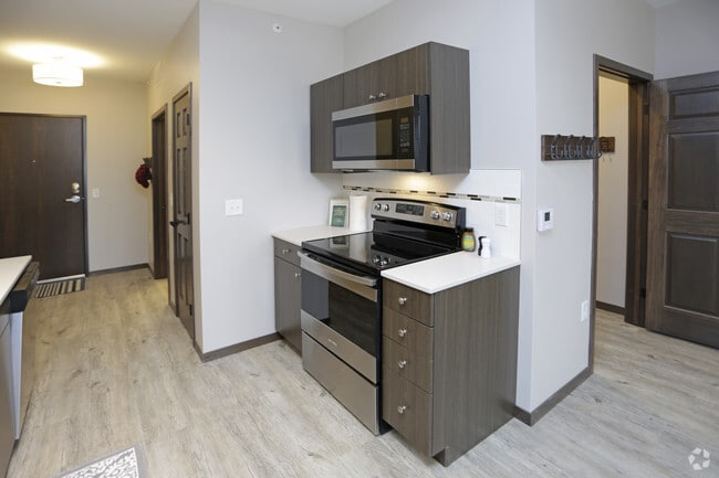 Studio, 1BA - 452 SF