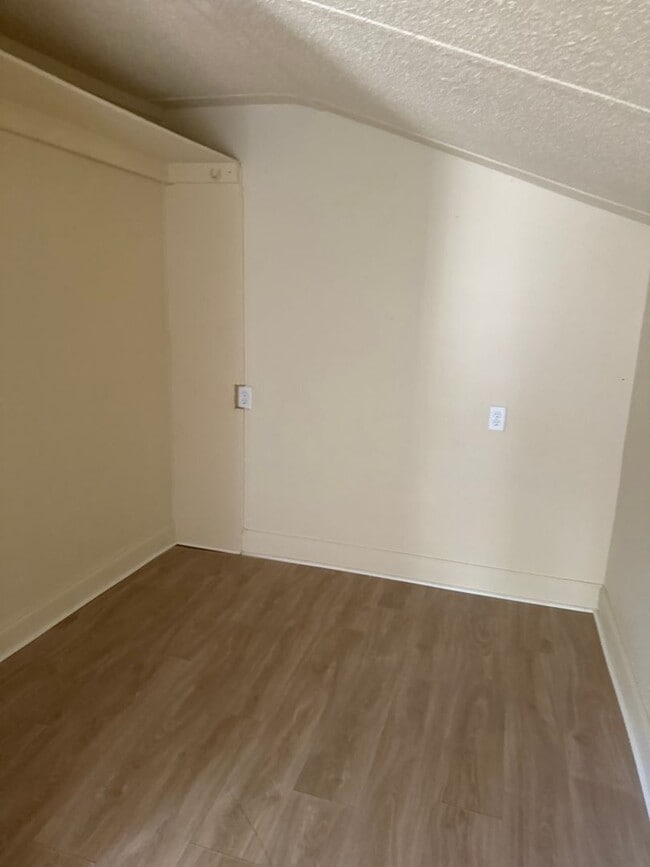 811 Patio St Unit Studio