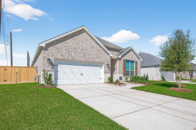 Photo - 5210 Hazel Vis Ln