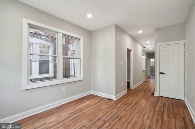 Photo - 2144 S 20th St Unit 1