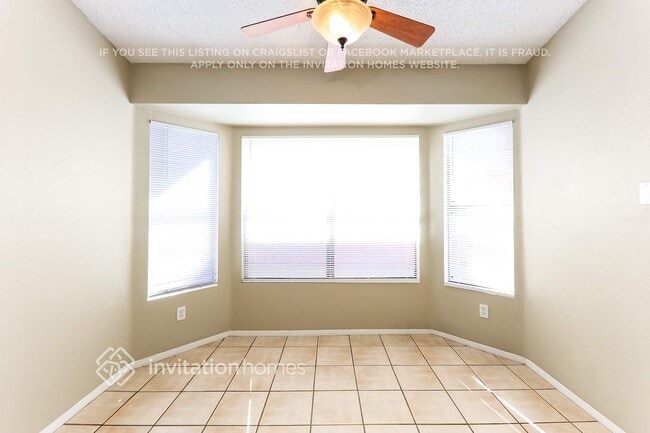 Photo - 11841 N 76th Ln