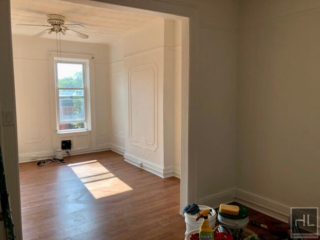 Top Floor Alcove Studio - Top Floor Alcove Studio Apartment Unit 3F