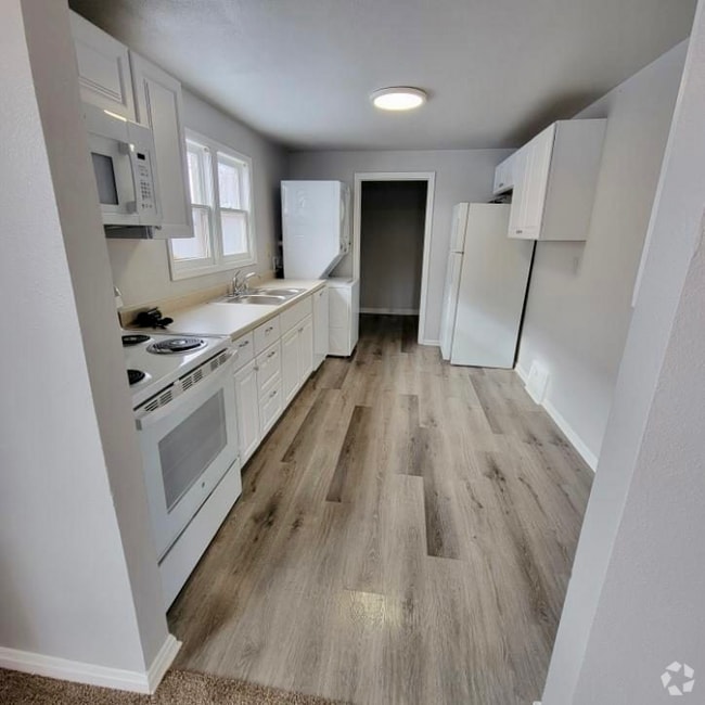 Building Photo - 2021 4th Ave Rental