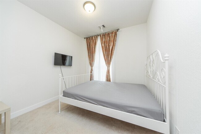 Photo - 15406 Easton Gate Ln