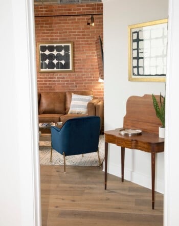 The Merchant Suites at 114 North Loudoun