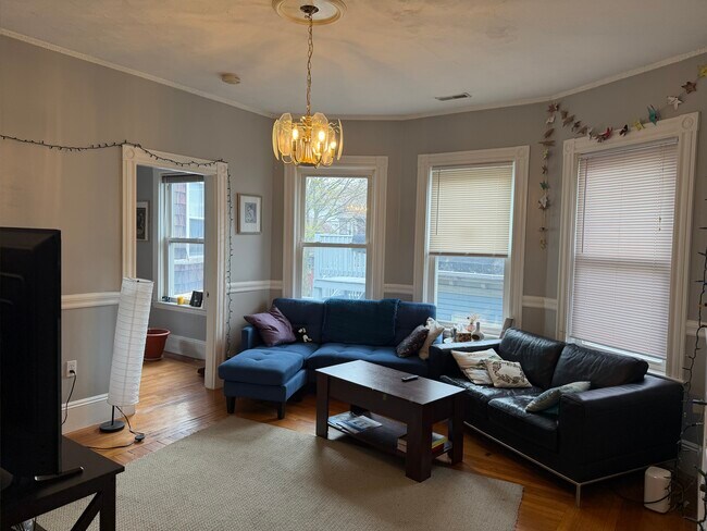 122 Calumet St Unit 3