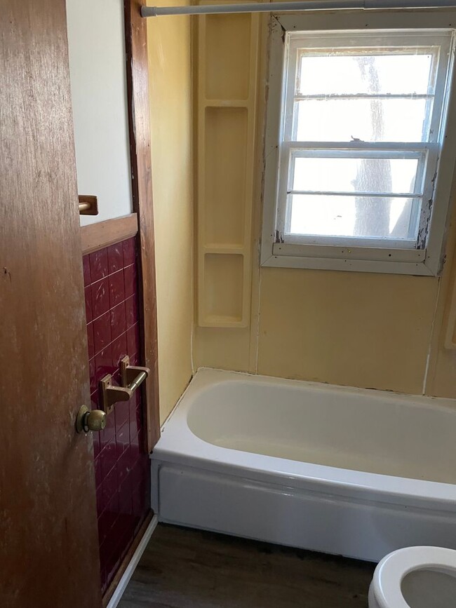 2 BEDROOM 1 BATHROOM HOUSE FOR RENT - 2 BEDROOM 1 BATHROOM HOUSE FOR RENT