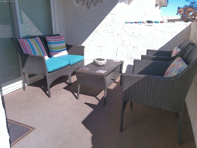 Photo - Beautiful updated condo in Los Lagos Upsta...