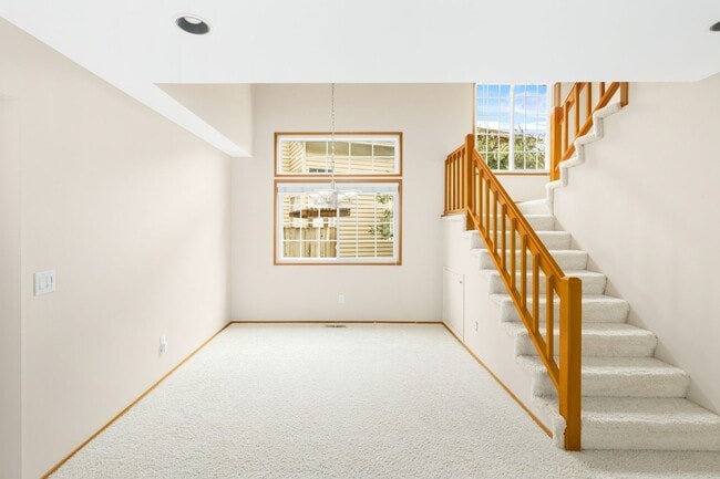 Photo - Beautiful and Bright 3 Bedroom Home in Klahanie