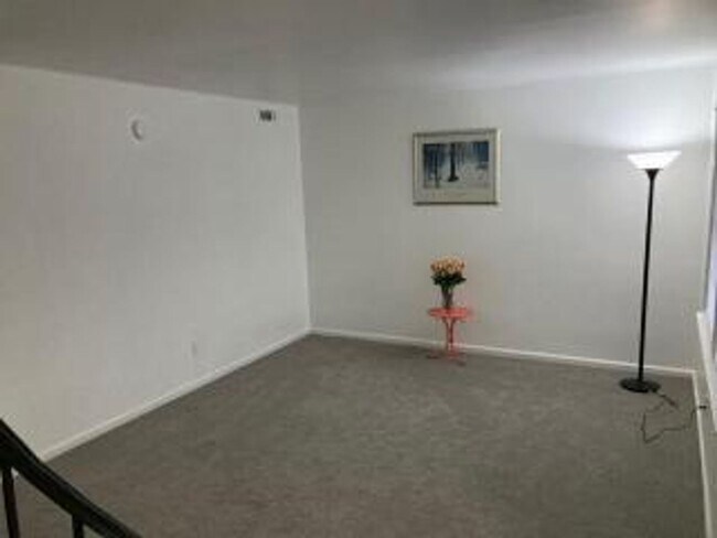 Photo - Call Sabrina Thomas at 757-767-0767 for more information