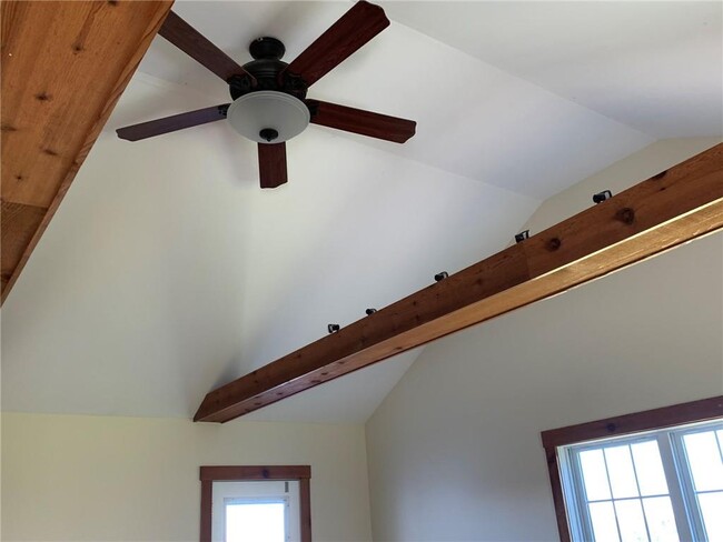 Photo - 2275 New Michigan Rd