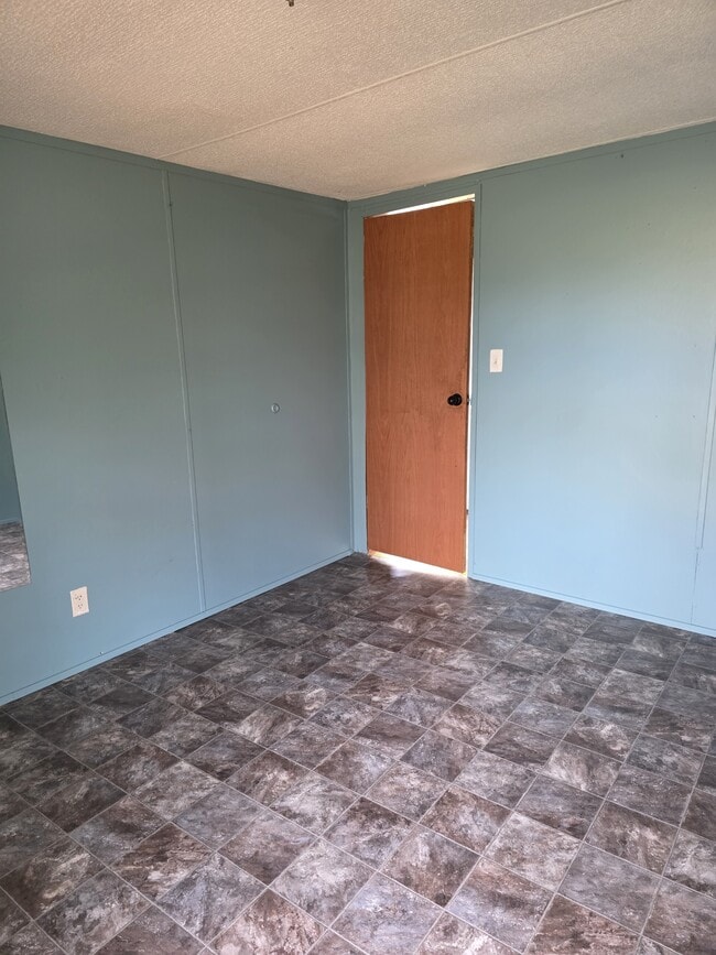 Photo - 200 Carroll St