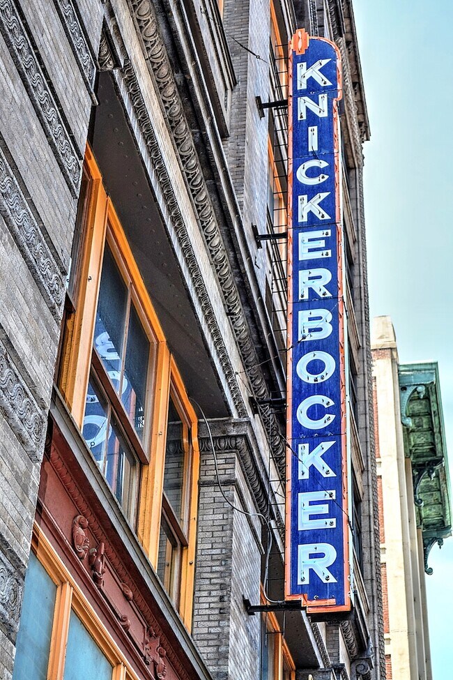 Knickerbocker Lofts - 507 N 13th St Unit 407