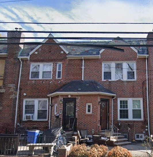 Building Photo - 53-17-53-62 62nd St Unit 2Fl