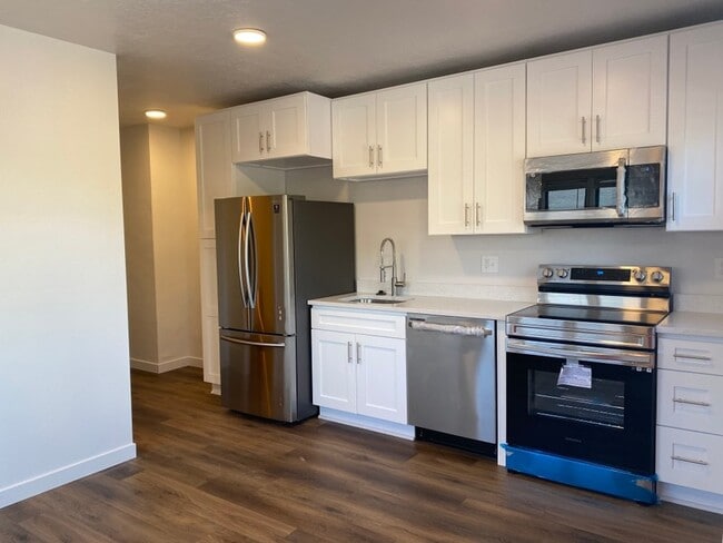 Photo - 333 S Elizabeth St Unit 1