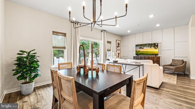 Photo - 48 Four Leaf Dr