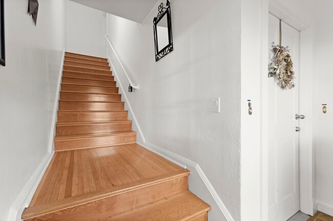 Photo - 518 N Genesee Ave Unit 518