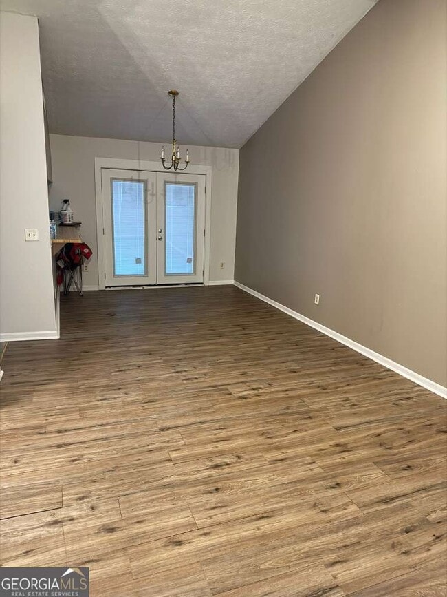 Photo - 1744 Vauxhall Dr