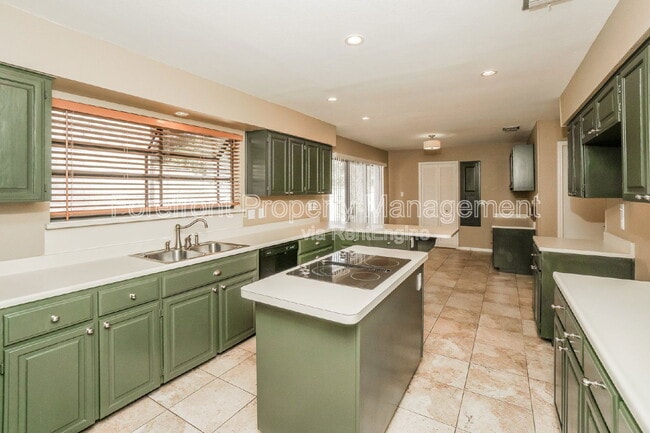 Photo - 7706 Terra Manor