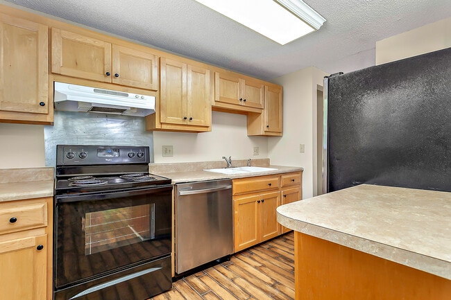 Photo - 1204 Ogden Pl