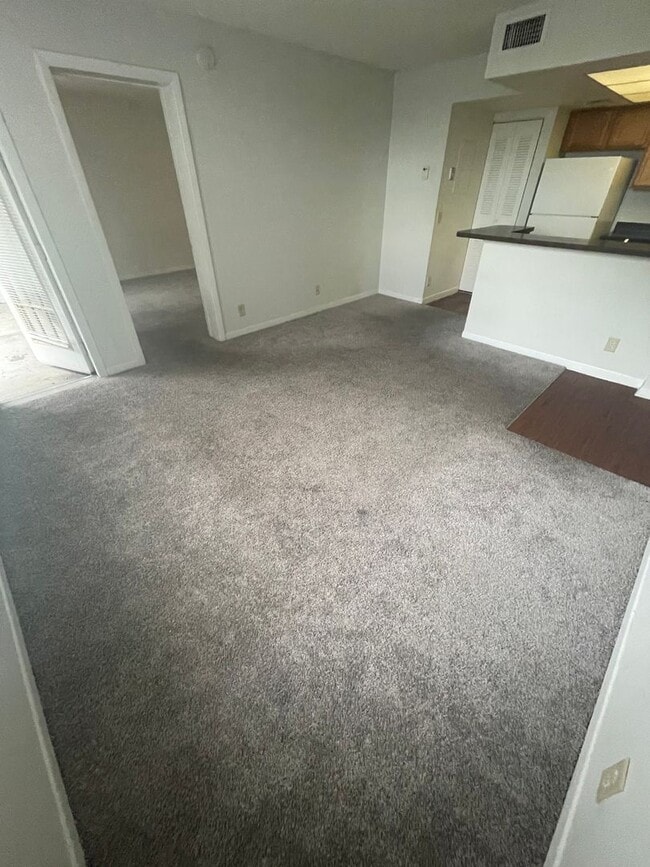 Photo - ONE BEDROOM ONE BATHROOM! WATERFRONT COMMUNITY!!! Unit -1