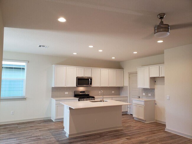 Photo - 205 Tequilana Pass