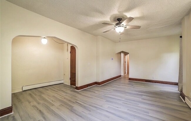 1811 Weston Ave Unit 1