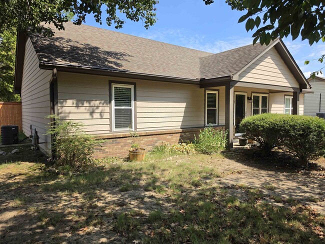 162 Buford Rd W
