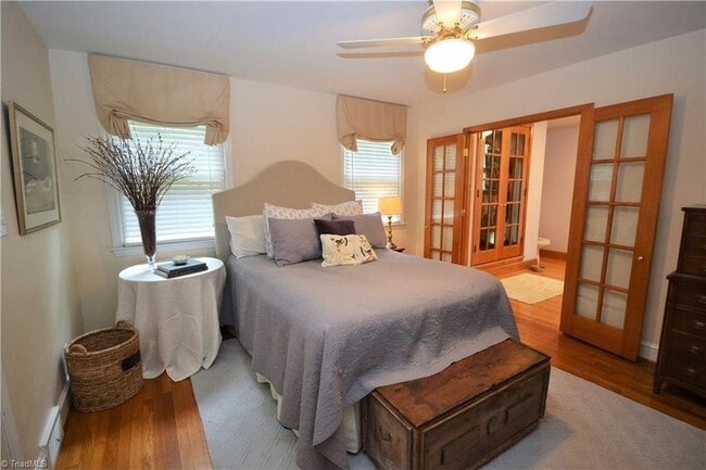 Photo - Renovated Kirkwood home for rent!!