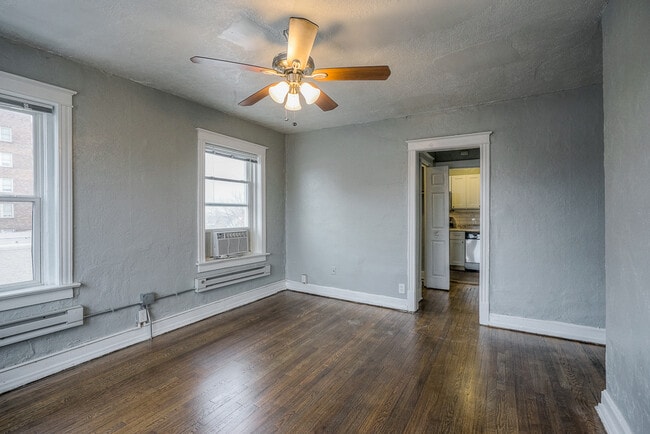 Photo - 3721 Broadway