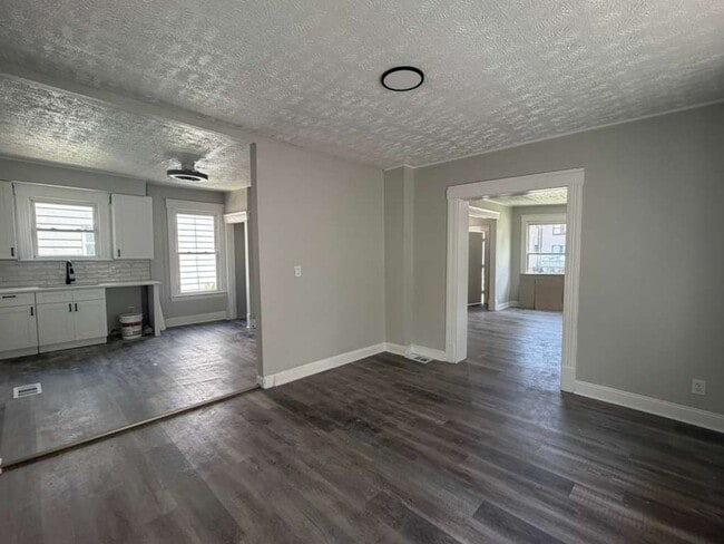 Photo - Comfortable & Convenient West Side Living