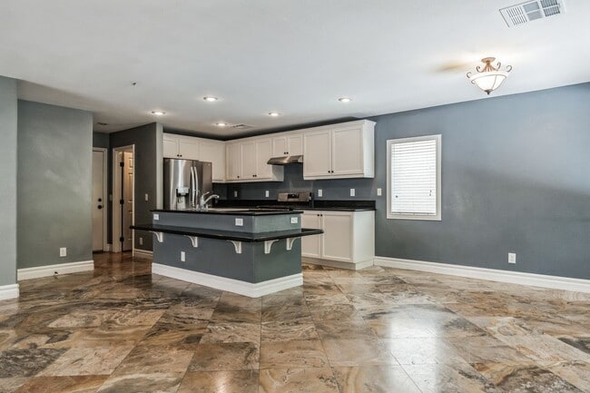 Photo - 187 Wicked Wedge Way