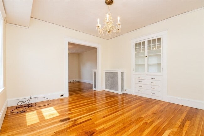 Photo - 57 Ardale St Unit 2