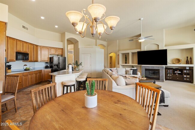 Building Photo - 4577 E Buckhorn Trail Rental