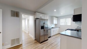 Photo - 4651 Council St Unit 4653