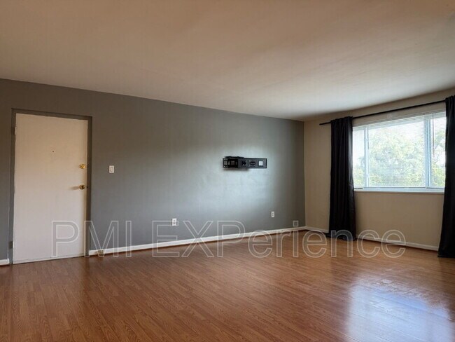 3825 Hamilton St Unit 301
