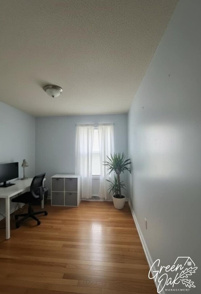 Photo - 13000 Rockside Rd