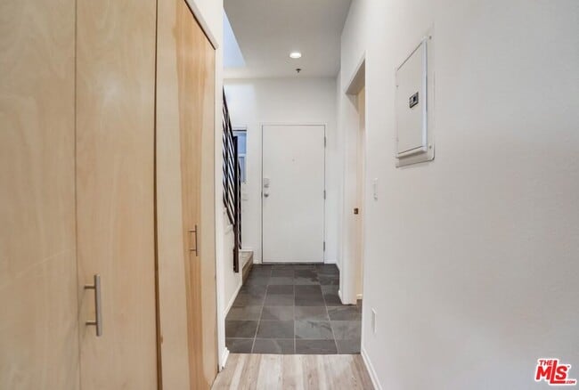 Photo - 11960 Iowa Ave Unidad 10