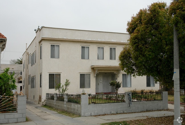 Building Photo - 537 N Kenmore Ave Rental