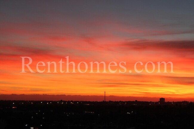 Photo - 4931 Sky St