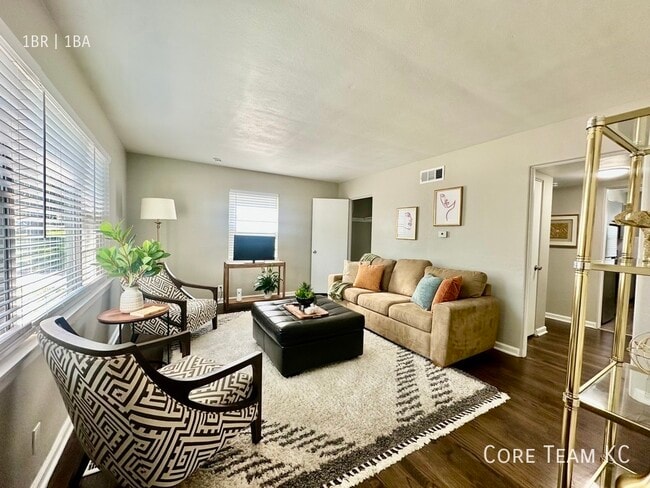 Photo - 4128 Roanoke Rd Apartment Unit 4130-4