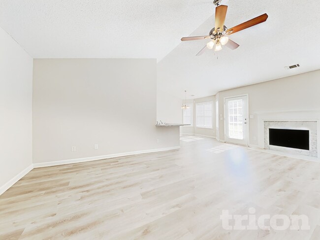 Photo - 517 Shenandoah Ln