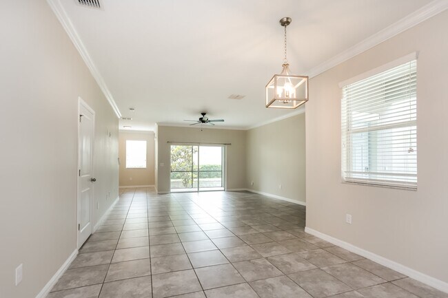 Photo - 10667 Lake Montauk Dr