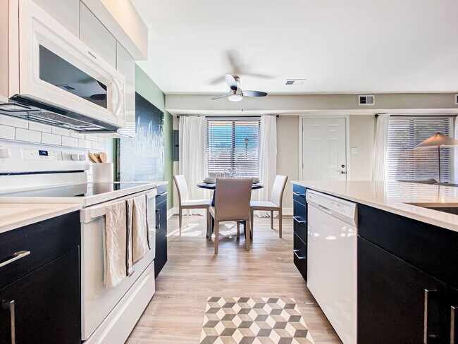 Photo - Buckingham Place Rental Townhomes