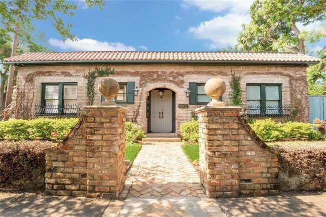 Photo - 1001 Bomar St Unidad B