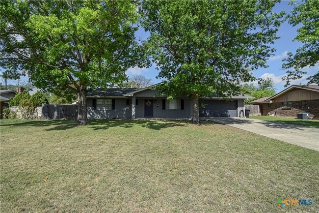 Photo - 205 Tanglewood Rd