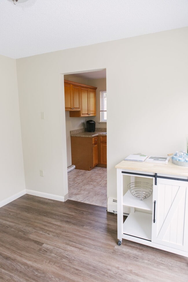 Mill Pond Village Apartments Broad Brook, CT